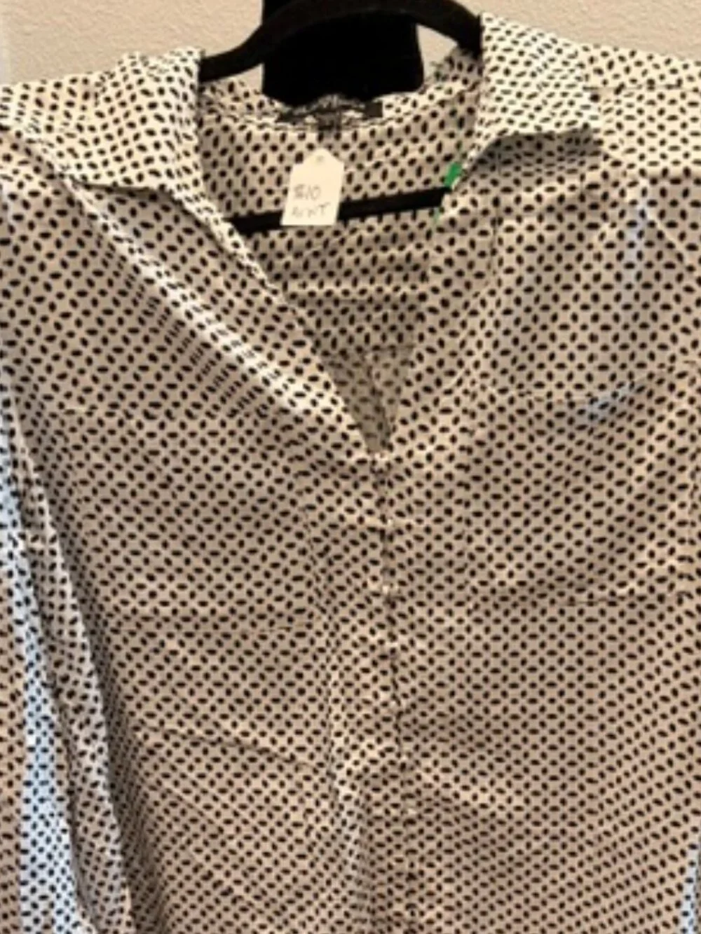 Women's Large white button up collared blouse